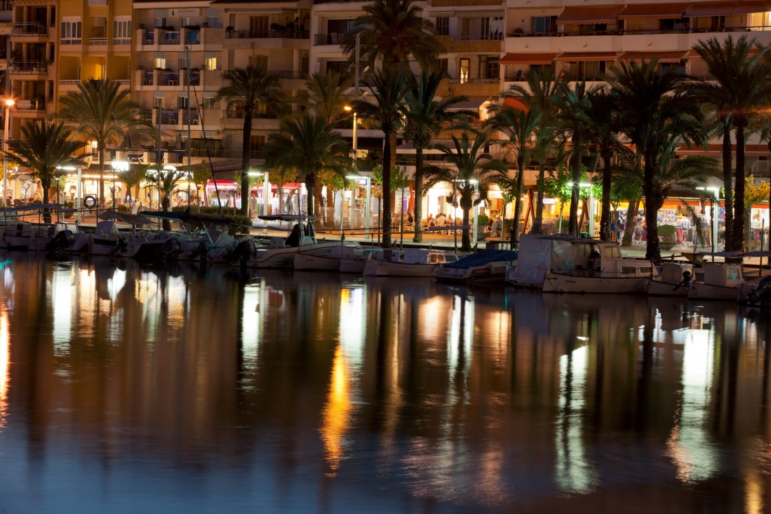 'Alcudia marina at night. Majorca, Spain' - Majorka